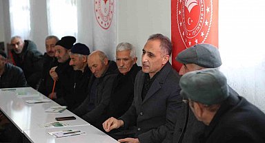 Kars'ta Tarım ve Orman Müdürlüğü üreticilerle buluşmayı sürdürüyor