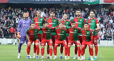 Karşıyaka, play-off maçlarına kadar İzmir'den çıkmayacak