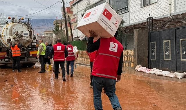 Kasrik selle sarsıldı, Kızılay yaraları sarmak için çalışma başlattı