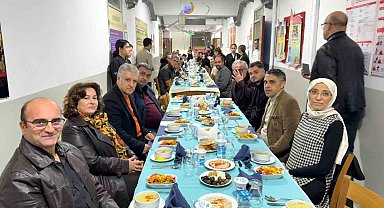 Kaymakam Keklik, Kuşadası'nda öğrencilerle iftarda buluştu