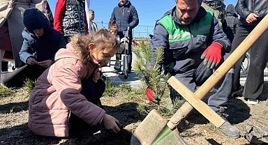 Kayseri Büyükşehir'den özel çocuklarla anlamlı ağaç dikim etkinliği