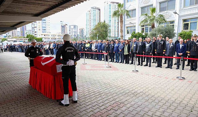 Kaza geçiren polis memuru şehit oldu