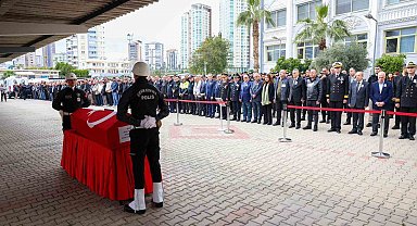 Kaza geçiren polis memuru şehit oldu