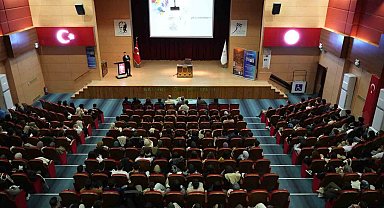 KBÜ'de diş hekimliği öğrencileri sempozyumda buluştu