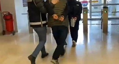 Kendilerini savcı olarak tanıtıp vatandaşları dolandıran 2 şüpheli tutuklandı