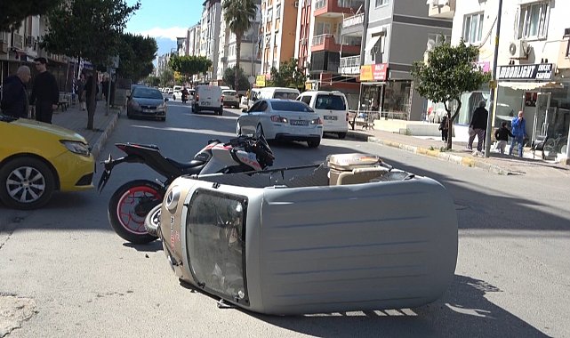 Kepez'de motosikletler çarpıştı: 1 yaralı