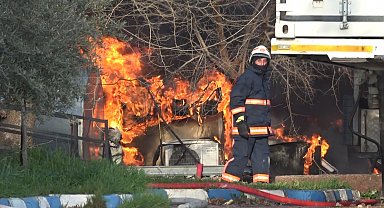 Kilis'te STK'ya ait prefabrik yapıda yangın