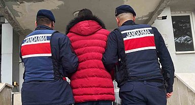 Kırıkkale'de aranan 2 hükümlü yakalanarak cezaevine gönderildi