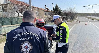 Kırşehir'de 14 düzensiz göçmen yakalandı