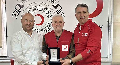 Kızılay Manisa'dan Ramazan başarısına ödül yağmuru