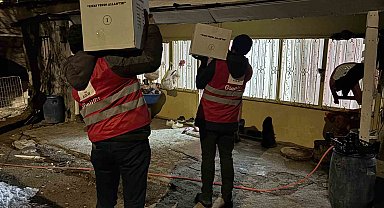 Kızılay Muradiye Şubesinden ihtiyaç sahibi ailelere gıda desteği