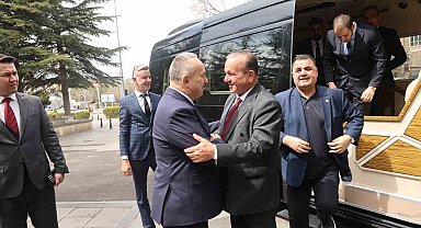 KKTC Başbakan Yardımcısı Ataoğlu: "Farklı ülkelere gitmek yerine kendi adamızı ziyaret edin"