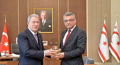 KKTC Cumhurbaşkanı Erhürman, TBMM Milli Savunma Komisyonu Başkanı Akar'ı kabul etti