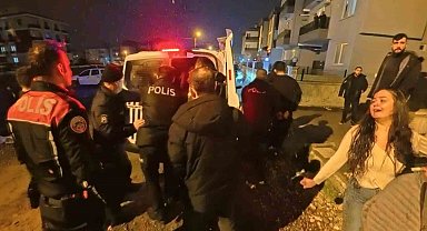 Komşuların gürültü tartışması tabanca ve bıçaklı kavgaya dönüştü: 7 gözaltı