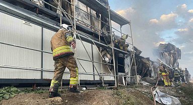 Konteyner yatakhane alevlere teslim oldu