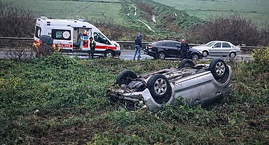 Kontrolden çıkan otomobil ters döndü: 1 yaralı