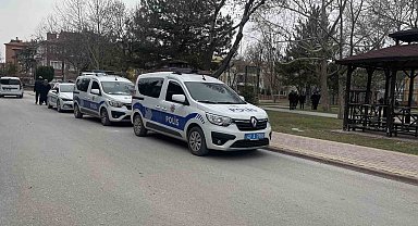 Konya'da parktaki tartışma kanlı bitti: 1 yaralı
