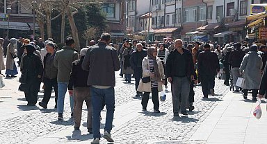 Konya'nın Tarihi Bedesten Çarşısı'nda bayram yoğunluğu
