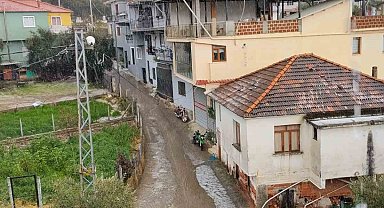 Köşk'te dolu yağışı etkili oldu, yollar beyaza büründü