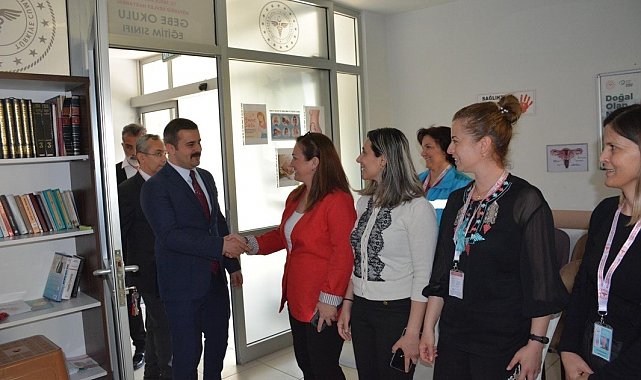 Köyceğiz Kaymakamı Kumcu, sağlık çalışanlarının Tıp Bayramı'nı kutladı