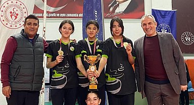 Köyceğiz Toparlar Ortaokulu Kız Takımı Floor Curling İl Şampiyonu oldu