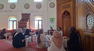 Köyceğiz'de 'Filistin'de Kadın Olmak' konulu seminer düzenlendi