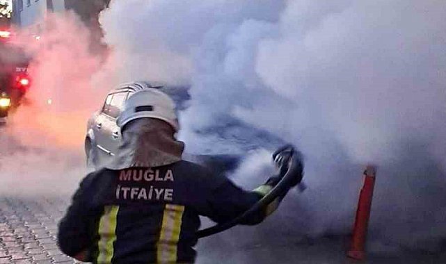 Köyceğiz'de araç yangını