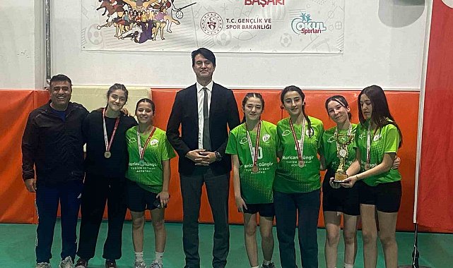 Köyceğizli öğrenciler Futsal'da İl ikincisi oldu