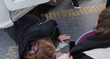 Küçükçekmece'de tırın çarptığı kadın yaralandı: Kaza anı kamerada