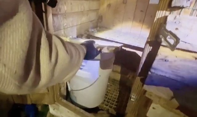 Kümesin içine saklanan uyuşturucuyu jandarma buldu