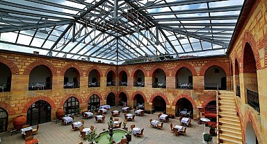 Kurşunlu Han sözleşmeye aykırı kullanımdan tahliye ediliyor