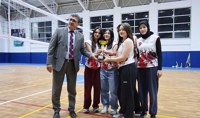 Kurumlar Arası Voleybol Turnuvası sona erdi
