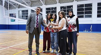 Kurumlar Arası Voleybol Turnuvası sona erdi