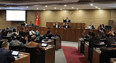 Kütahya Belediye Meclisi'nde 57 gündem maddesi görüşüldü, 4 madde reddedildi