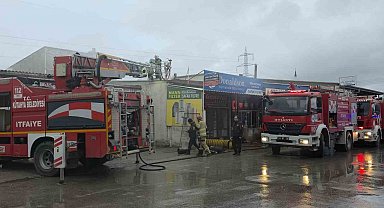 Kütahya'da Fatih Sanayi Sitesi'nde yangın