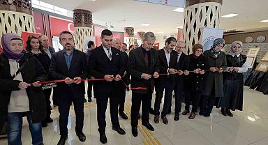 Kütahya'da Peygamber Efendimiz'in doğumunun 1500. yılı anısına hat, tezhip ve ebru sergisi açıldı
