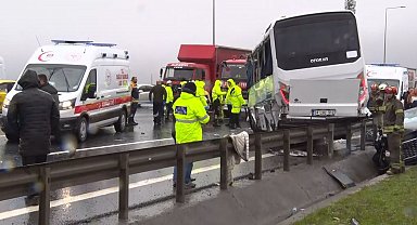 Kuzey Marmara Otoyolu'nda polis servis minibüsü kaza yaptı: 1 polis şehit oldu, 16 polis yaralandı