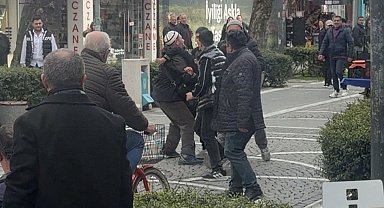 Lüleburgaz'da çocuklar kavga etti, vatandaş güçlükle ayırdı