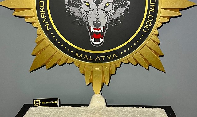 Malatya'da yolcu otobüsünde 11 kilo 400 gram metamfetamin ele geçirildi