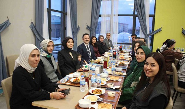 Malazgirt Gençlik ve Spor Müdürlüğü'nden anlamlı iftar buluşması