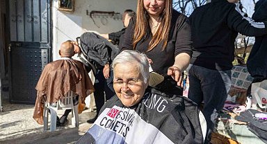 Manavgat Belediyesi'nden kırsal mahallelerde bayram öncesi ücretsiz kuaför hizmeti