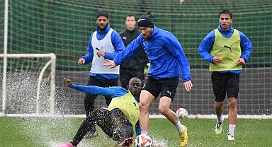 Manisa FK'da Adana Demirspor mesaisi sürüyor