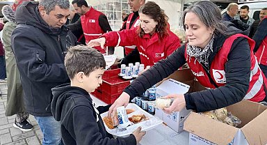 Manisa Türk Kızılay'dan Ramazan'da 85 bin kişilik iftar
