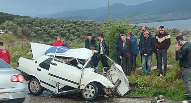Manisa'da feci kaza: 1'i ağır 3 yaralı