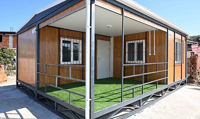 Manisa'da yağmurda evleri kullanılamaz hale gelen ailenin yeni yuvası büyükşehirden