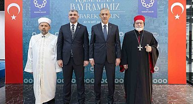 Mardin'de bayramlaşma coşkusu