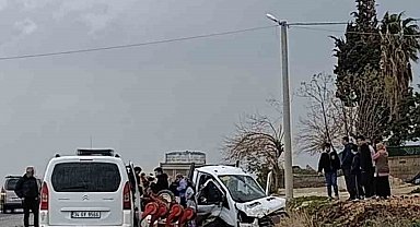 Mardin'de kamyonet tümseğe çarptı: 3 yaralı