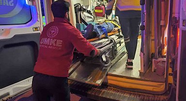 Mardin'de otomobilin çarptığı 3 kişi yaralandı