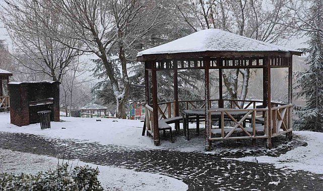 Mart ayında Elazığ'a kar sürprizi