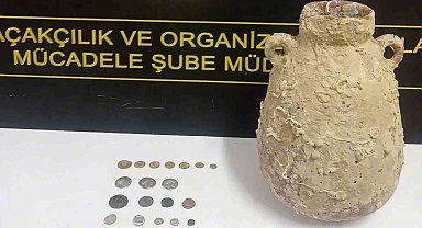 Mersin'de yurt dışına kaçırılmak istenilen binlerce tarihi eser ele geçirildi